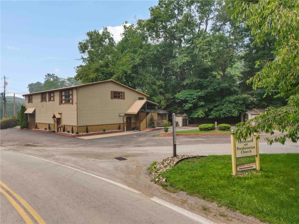 2560 Fairmount Church Rd