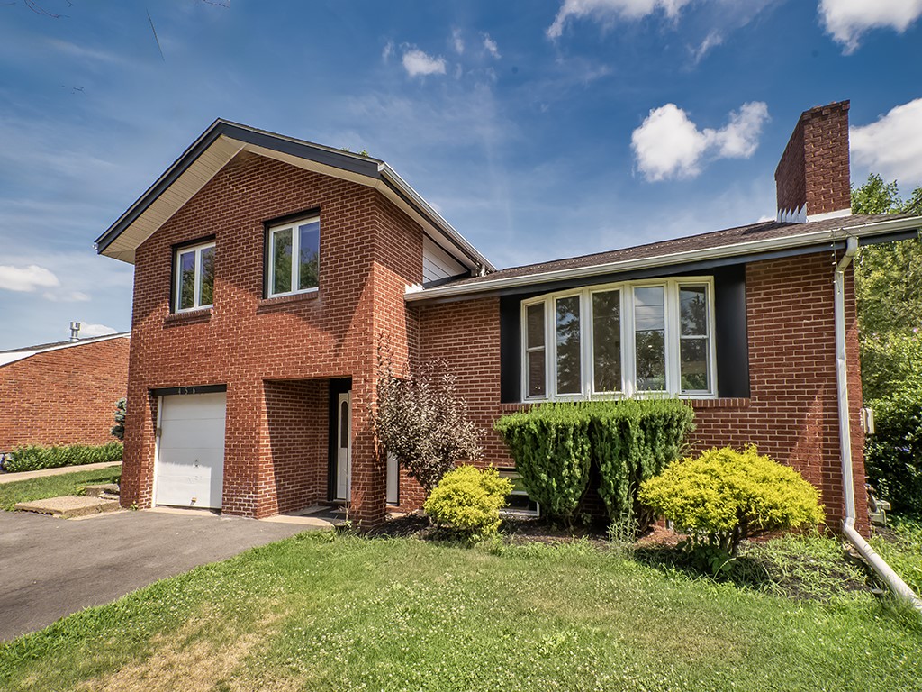 456 Regency Dr