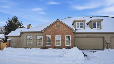 120 Linden Ct Seven Fields Boro PA 16046