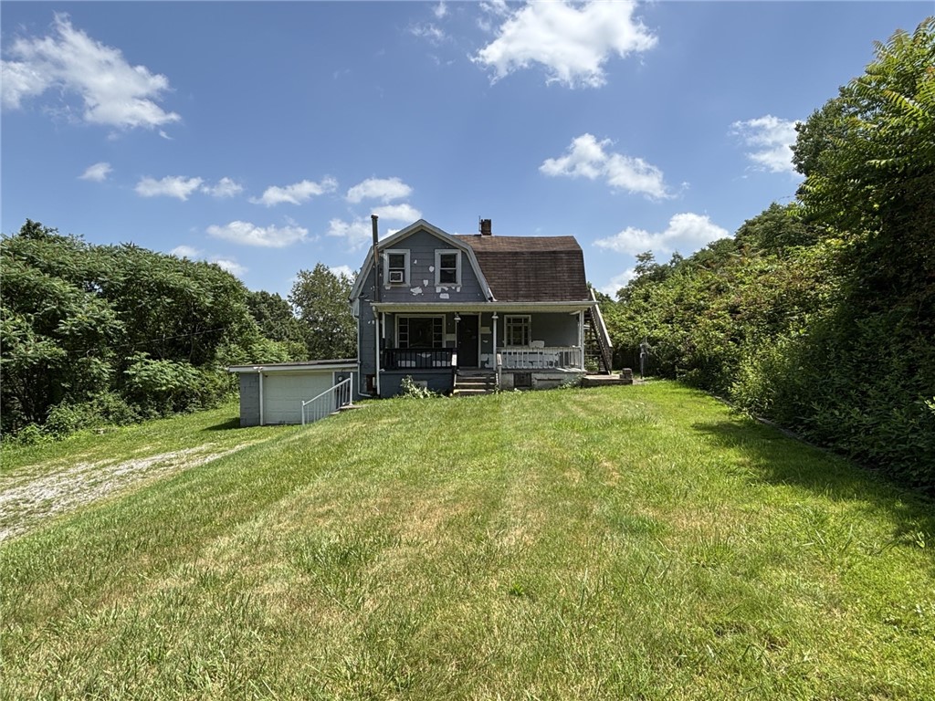 Photo 1 of 31 — 626 Pittsburgh Rd, Daugherty Twp, PA 15074