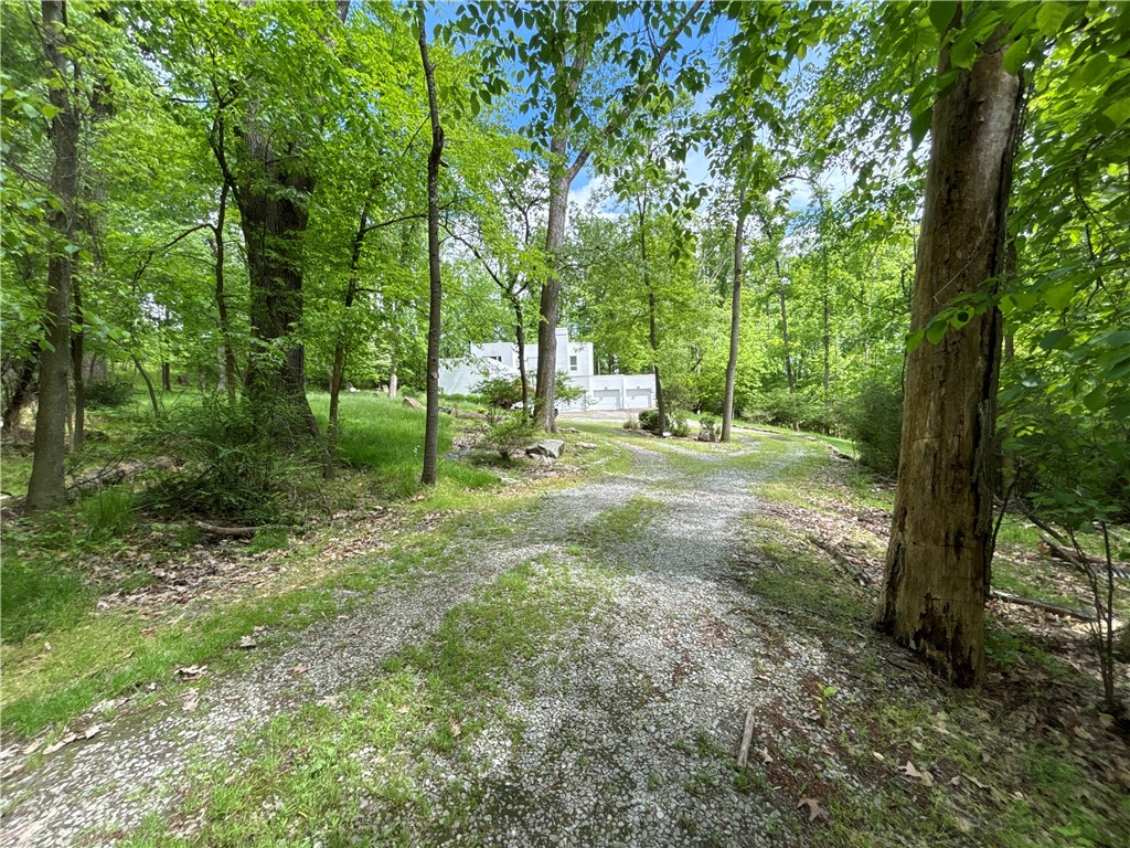 View North Huntingdon, PA 15642 house