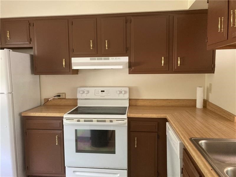 Murrysville, Pennsylvania 15668, United States, 2 Bedrooms Bedrooms, ,2 BathroomsBathrooms,Residential,Active,90614