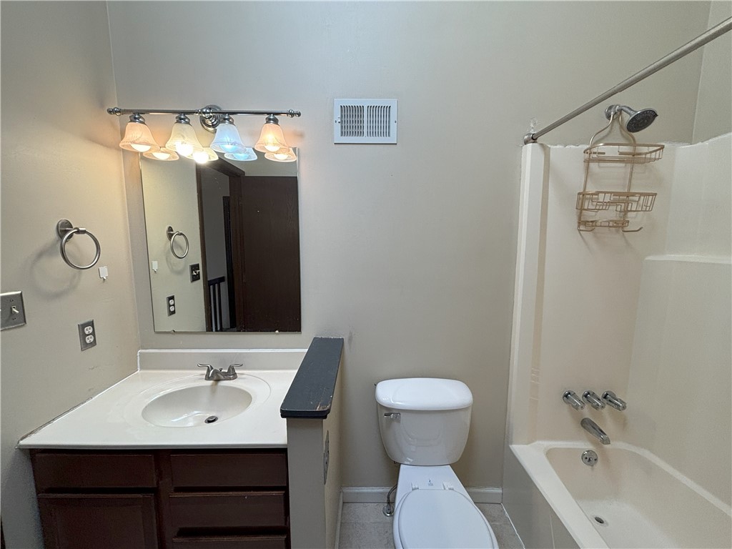Murrysville, Pennsylvania 15668, United States, 2 Bedrooms Bedrooms, ,2 BathroomsBathrooms,Residential,Active,90614