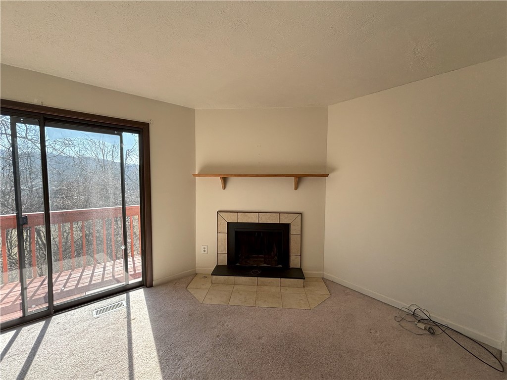 Murrysville, Pennsylvania 15668, United States, 2 Bedrooms Bedrooms, ,2 BathroomsBathrooms,Residential,Active,90614