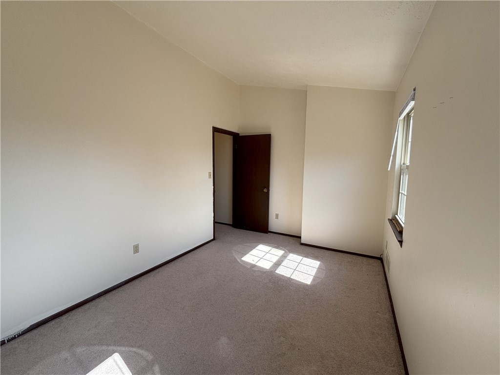 Murrysville, Pennsylvania 15668, United States, 2 Bedrooms Bedrooms, ,2 BathroomsBathrooms,Residential,Active,90614