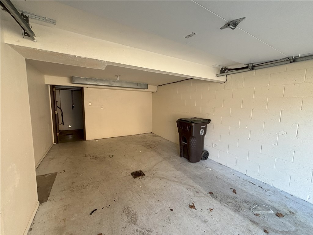 Murrysville, Pennsylvania 15668, United States, 2 Bedrooms Bedrooms, ,2 BathroomsBathrooms,Residential,Active,90614