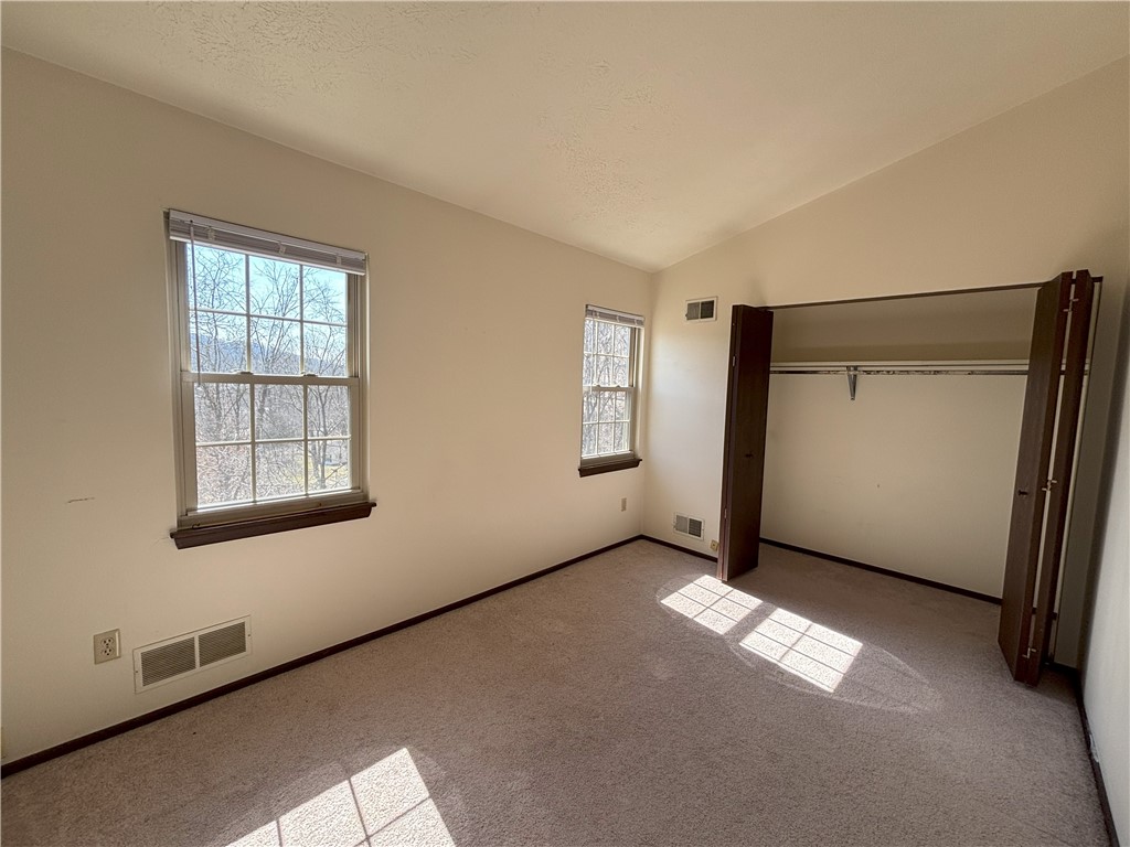 Murrysville, Pennsylvania 15668, United States, 2 Bedrooms Bedrooms, ,2 BathroomsBathrooms,Residential,Active,90614