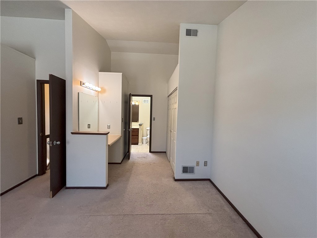 Murrysville, Pennsylvania 15668, United States, 2 Bedrooms Bedrooms, ,2 BathroomsBathrooms,Residential,Active,90614