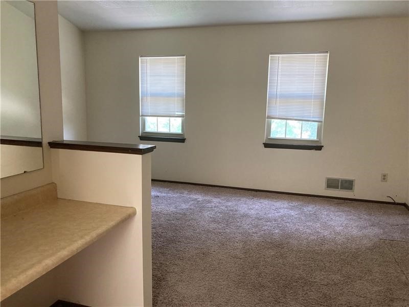 Murrysville, Pennsylvania 15668, United States, 2 Bedrooms Bedrooms, ,2 BathroomsBathrooms,Residential,Active,90614