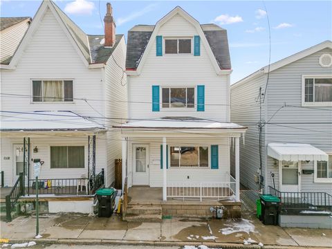 Photo of 1877 Chapman St, Pittsburgh, PA 15215 (MLS # 1744452)