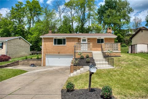 Photo of 417 Diehl Dr, Mckeesport, PA 15132 (MLS # 1751975)