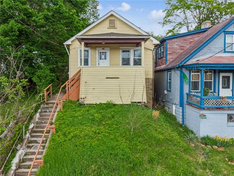 Homes For Sale - 907 Vermont Avenue Ave<br/> White Oak, PA 15131