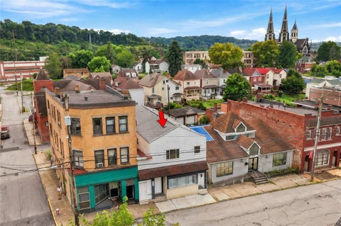 Multifamily For Sale - 753 Chartiers Ave Ave<br/> McKees Rocks, PA 15136