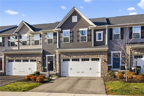 Photo of 435 Greenwood Dr, Canonsburg, PA 15317 (MLS # 1731828)