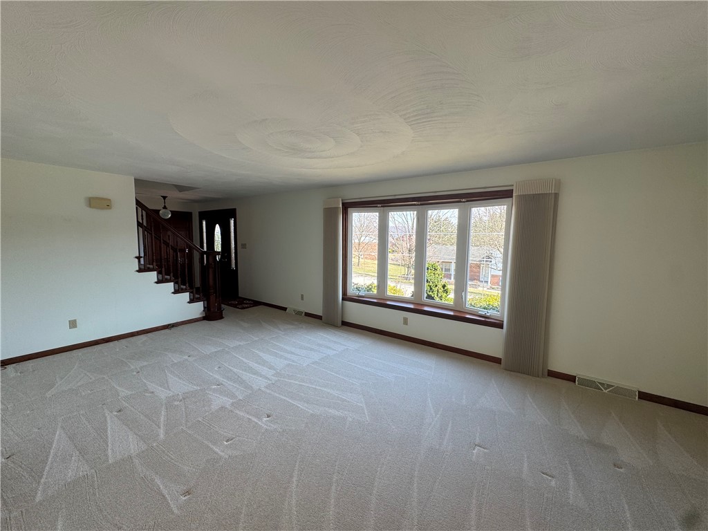 White Twp - Ind, Pennsylvania 15701, United States, 4 Bedrooms Bedrooms, ,3 BathroomsBathrooms,Residential,Contingent,87686