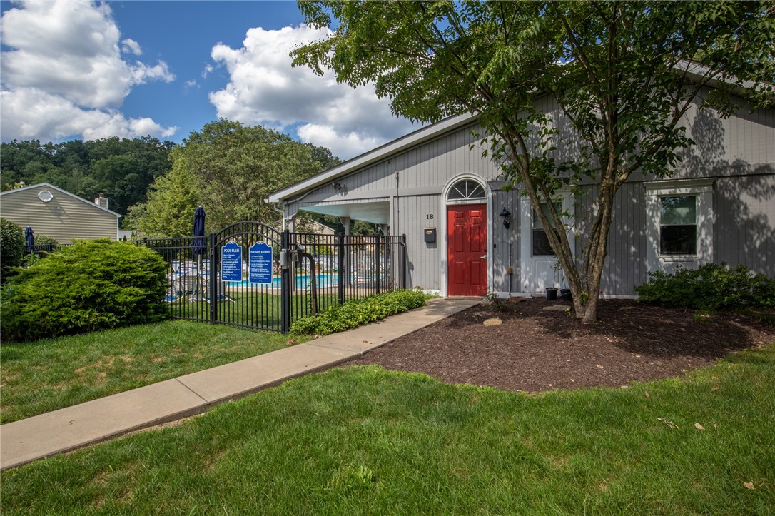 219 Commons Drive, Oakmont, Pennsylvania image 7