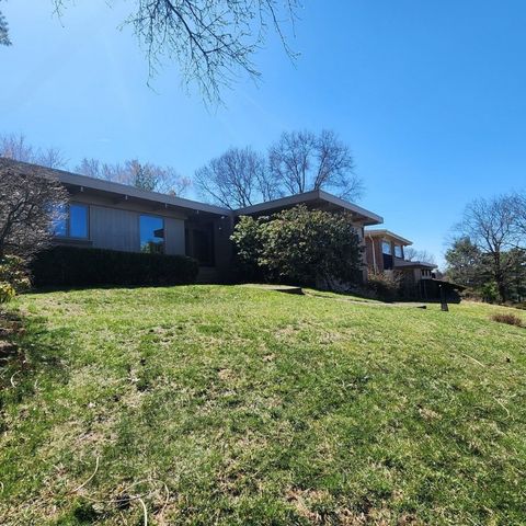Photo of 2417 Marbury Rd, Pittsburgh, PA 15221 (MLS # 1726210)