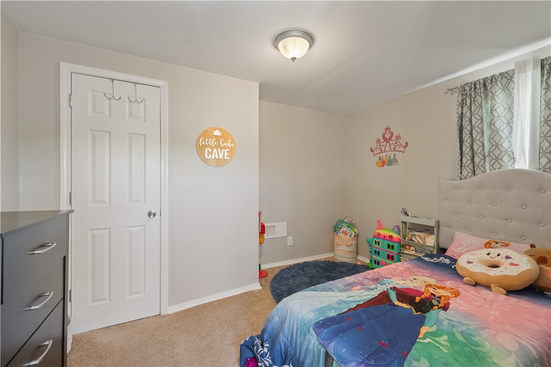 Castle Shannon, Pennsylvania 15234, United States, 3 Bedrooms Bedrooms, ,2 BathroomsBathrooms,Residential,Active,120175