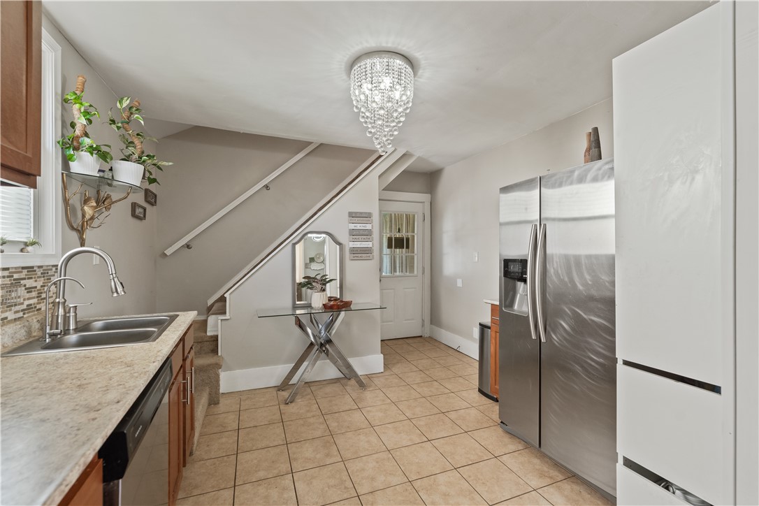 Castle Shannon, Pennsylvania 15234, United States, 3 Bedrooms Bedrooms, ,2 BathroomsBathrooms,Residential,Active,120175