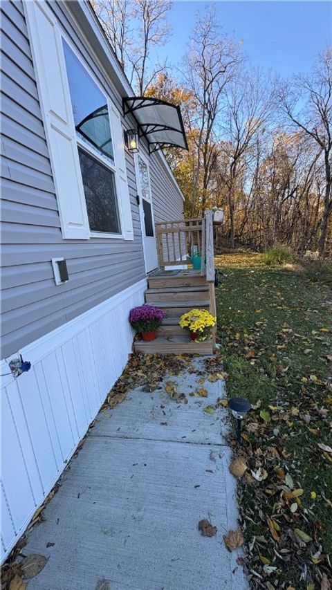 Photo of 221 Reston Rd, Imperial, PA 15126 (MLS # 1733046)