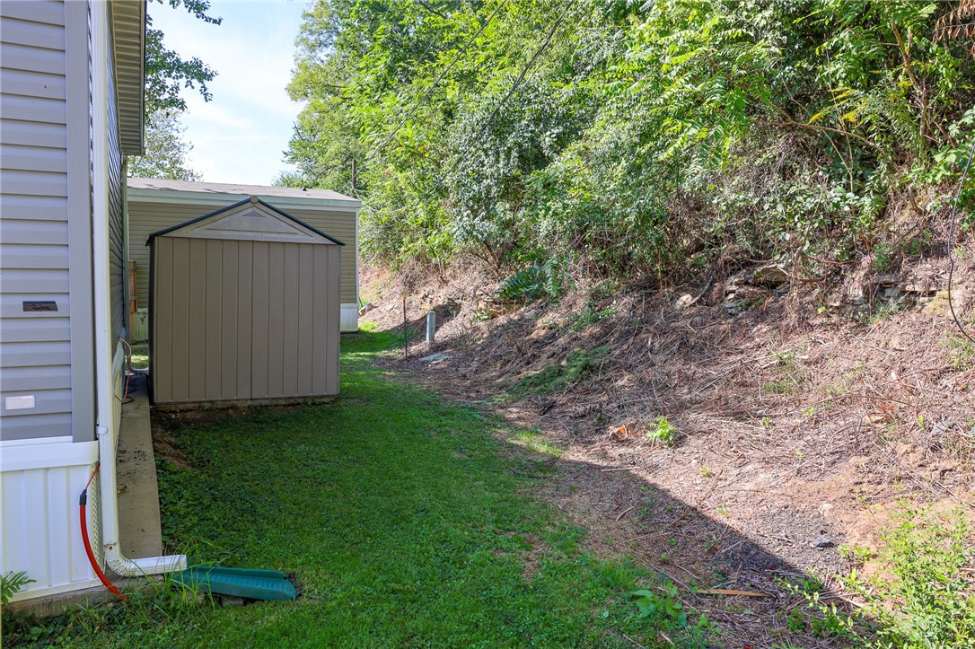 90 Hidden Valley Dr