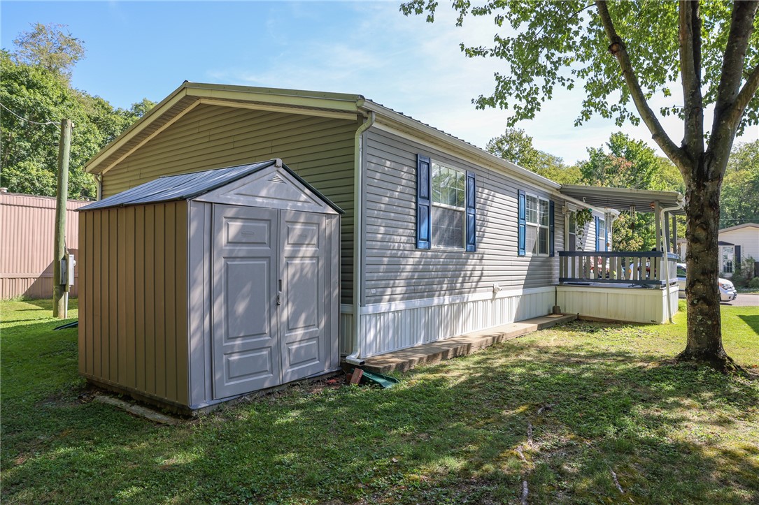90 Hidden Valley Dr