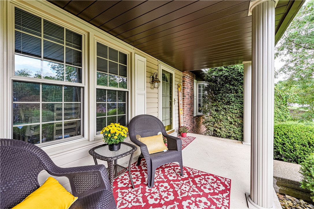 Hempfield Twp, Pennsylvania 15601, United States, 5 Bedrooms Bedrooms, ,3 BathroomsBathrooms,Residential,Pending,204355