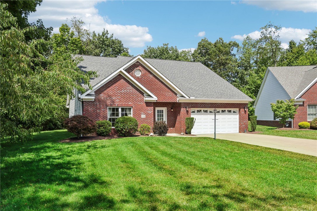 330 Canterbury Dr