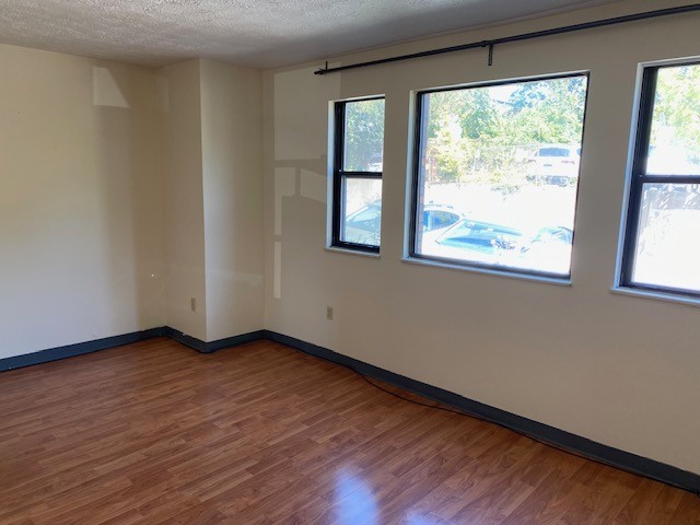 Oakland, Pennsylvania 15213, United States, 2 Bedrooms Bedrooms, ,1 BathroomBathrooms,Residential,Active,191032