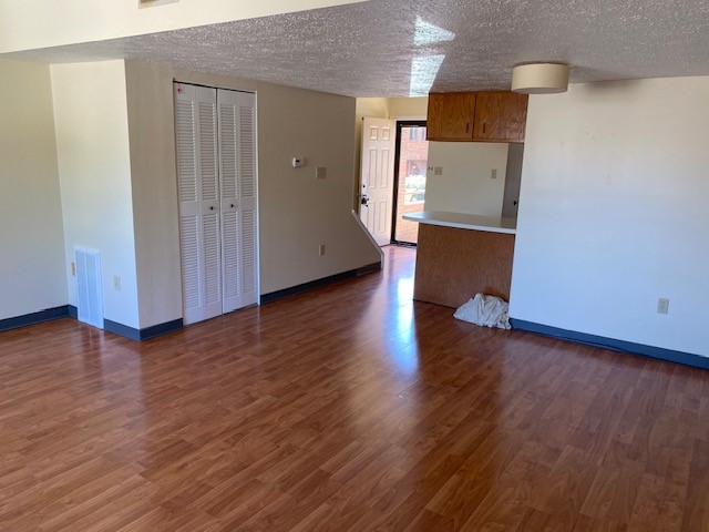 Oakland, Pennsylvania 15213, United States, 2 Bedrooms Bedrooms, ,1 BathroomBathrooms,Residential,Active,191032