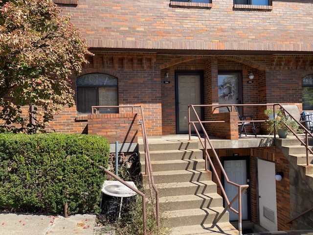 Oakland, Pennsylvania 15213, United States, 2 Bedrooms Bedrooms, ,1 BathroomBathrooms,Residential,Active,191032