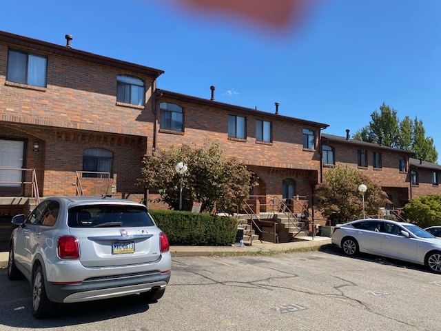 Oakland, Pennsylvania 15213, United States, 2 Bedrooms Bedrooms, ,1 BathroomBathrooms,Residential,Active,191032 Oakland, Pennsylvania 15213, United States, 2 Bedrooms Bedrooms, ,1 BathroomBathrooms,Residential,Active,191032