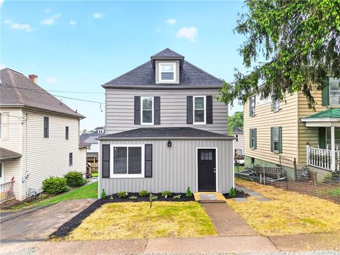 Photo of 113 Boyle Ave, Canonsburg, PA 15317 (MLS # 1751272)