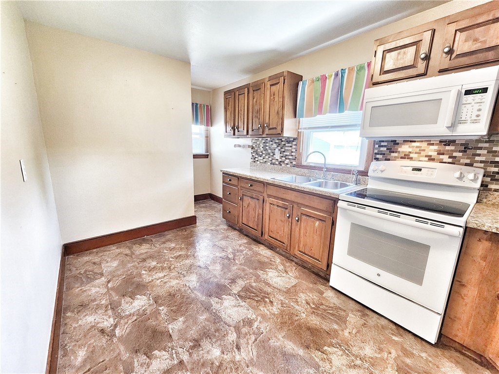 701 Spencer Ave Ave, Sharon, Pennsylvania image 11