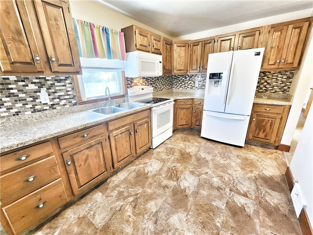 701 Spencer Ave Ave, Sharon, Pennsylvania image 12