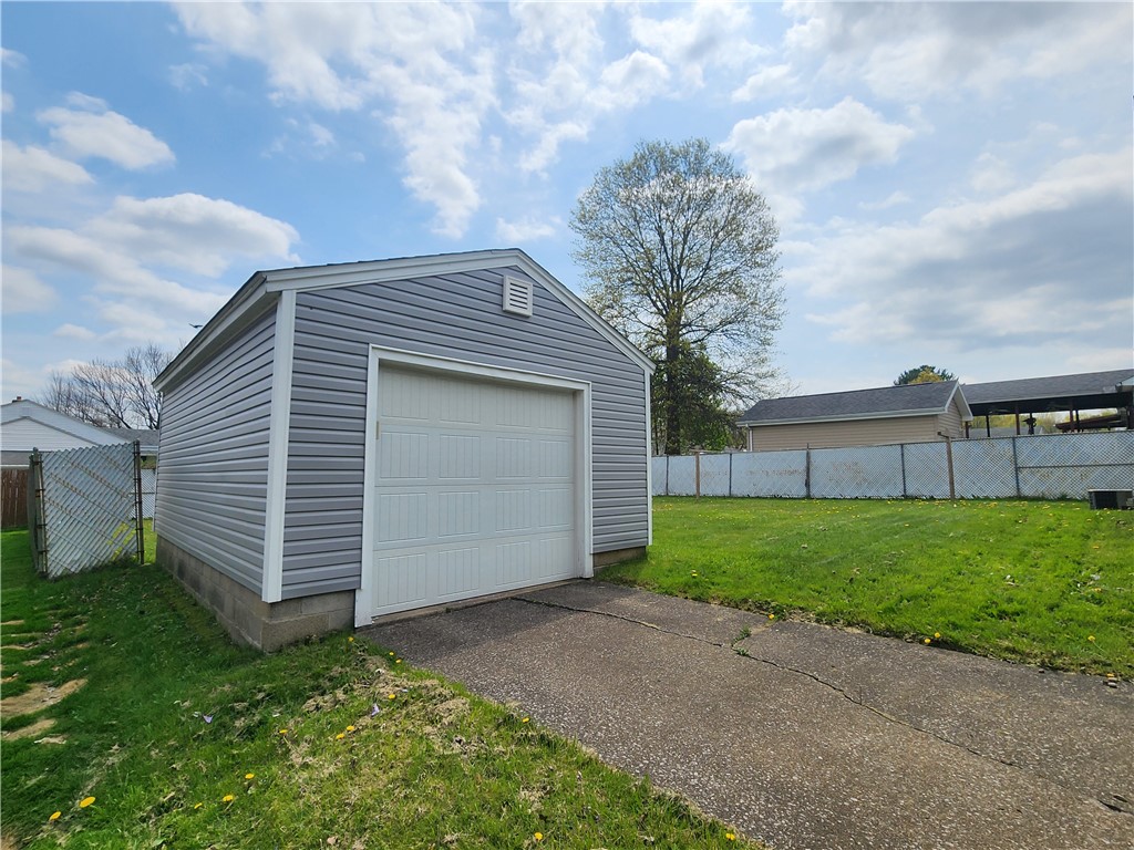 701 Spencer Ave Ave, Sharon, Pennsylvania image 3