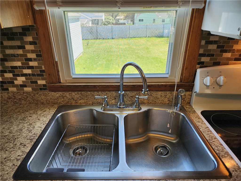 701 Spencer Ave Ave, Sharon, Pennsylvania image 14