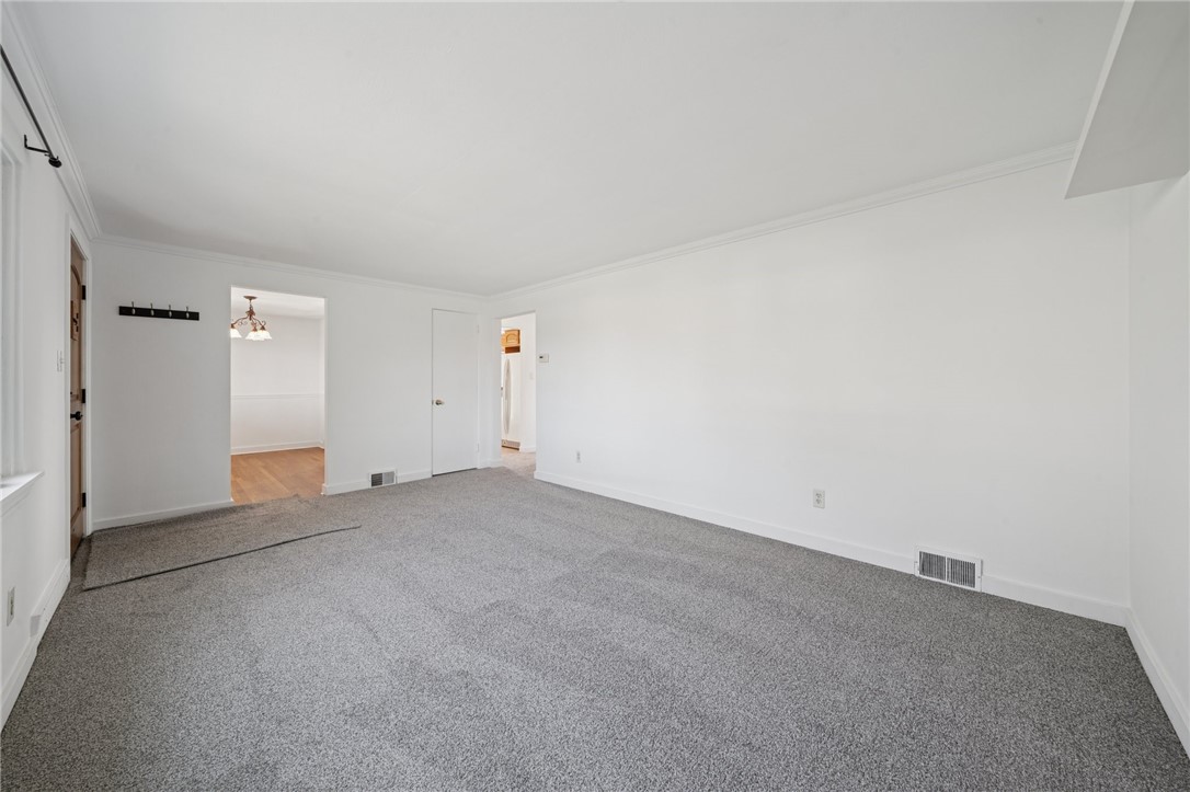 304 E Patty Ln Ln, Monroeville, Pennsylvania image 5