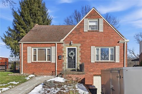 633 Moreland Dr Mt Lebanon PA 15243