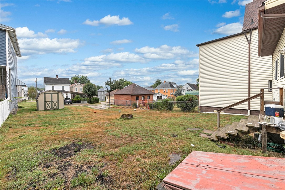 Connellsville, Pennsylvania 15425, United States, 3 Bedrooms Bedrooms, ,1 BathroomBathrooms,Residential,Active,217207