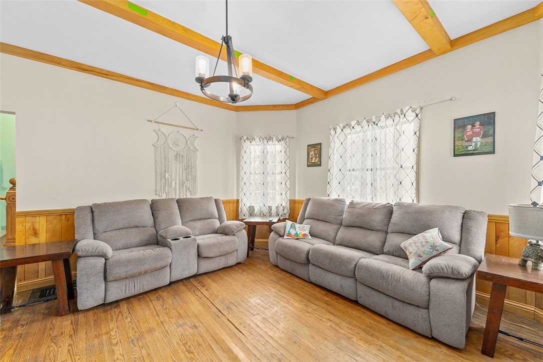 Connellsville, Pennsylvania 15425, United States, 3 Bedrooms Bedrooms, ,1 BathroomBathrooms,Residential,Active,217207