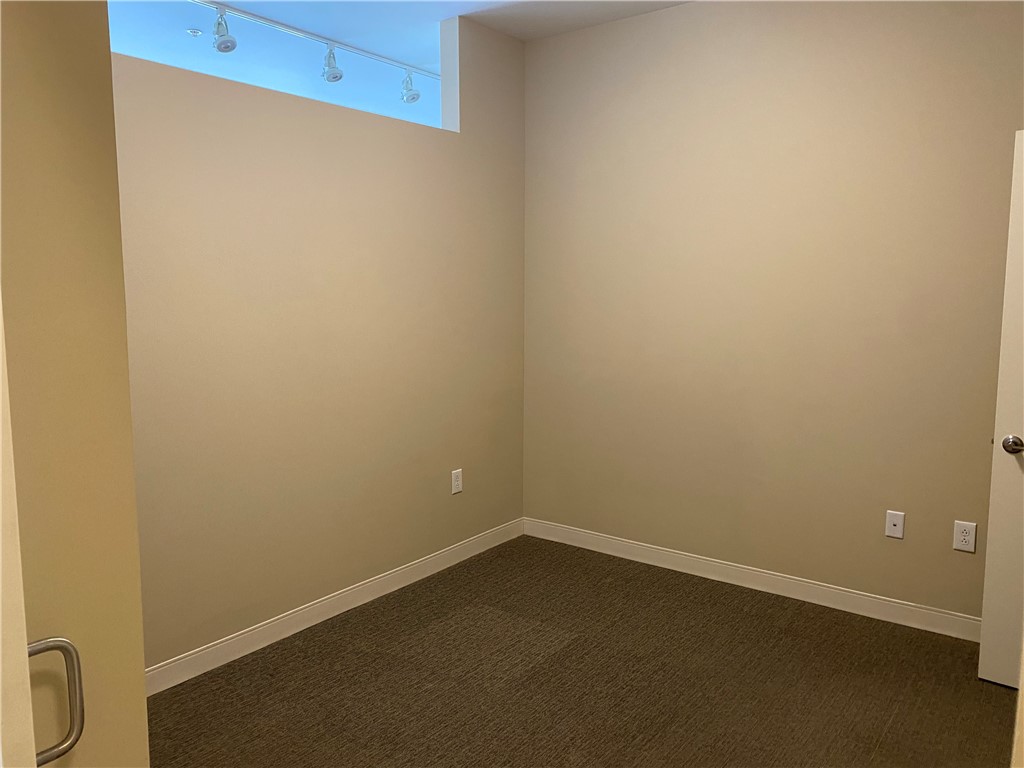 Downtown Pgh, Pennsylvania 15219, United States, 2 Bedrooms Bedrooms, ,2 BathroomsBathrooms,Residential,Active,133391