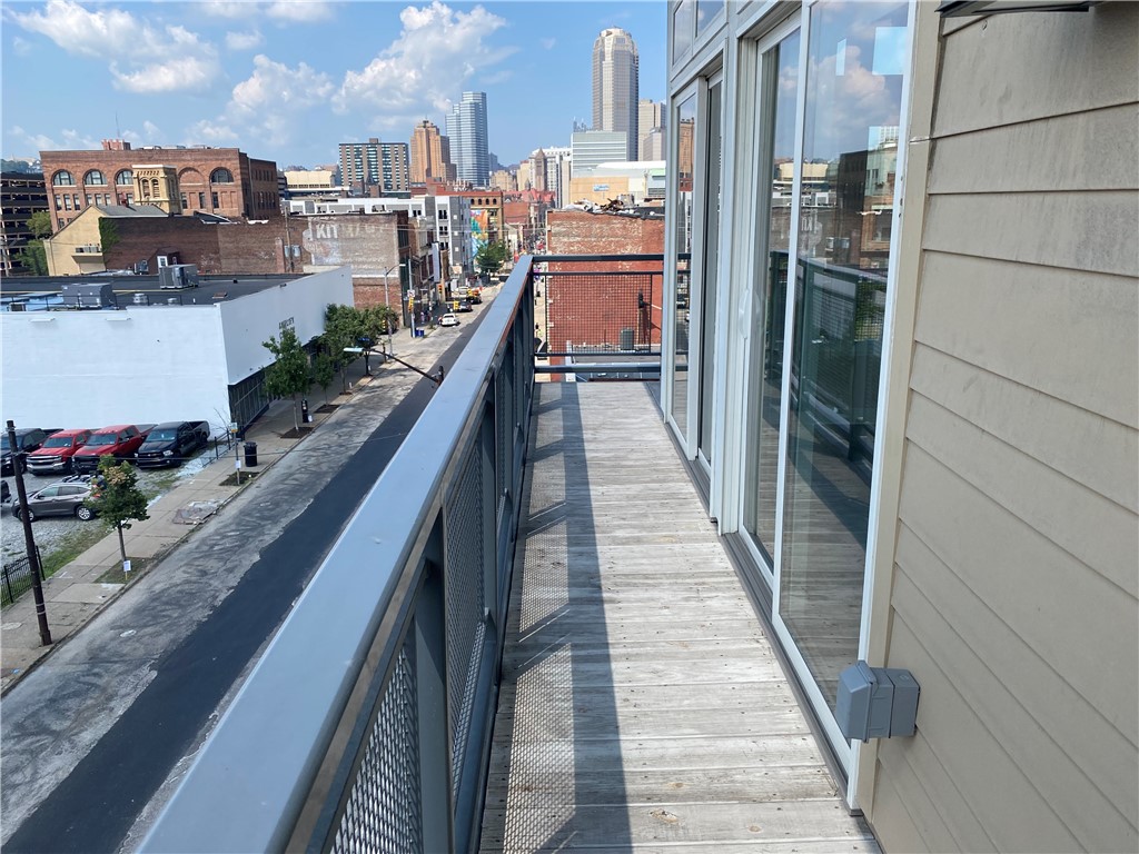 Downtown Pgh, Pennsylvania 15219, United States, 2 Bedrooms Bedrooms, ,2 BathroomsBathrooms,Residential,Active,133391