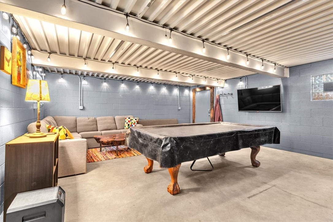 McDonald - Nwa, Pennsylvania 15057, United States, 3 Bedrooms Bedrooms, ,2 BathroomsBathrooms,Residential,Contingent,21766