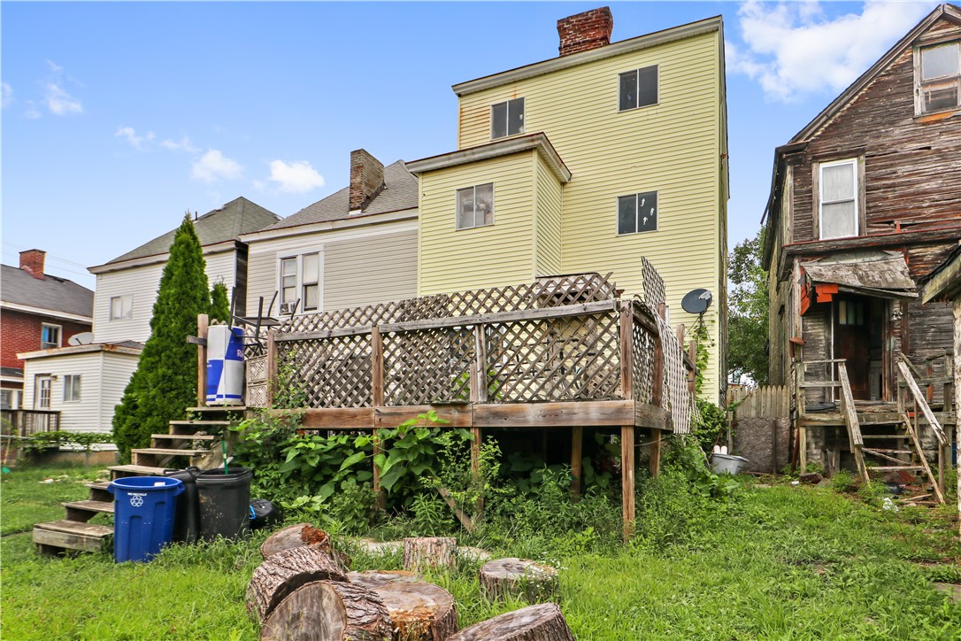 Sheraden, Pennsylvania 15204, United States, 6 Bedrooms Bedrooms, ,1 BathroomBathrooms,Residential,Active,190264