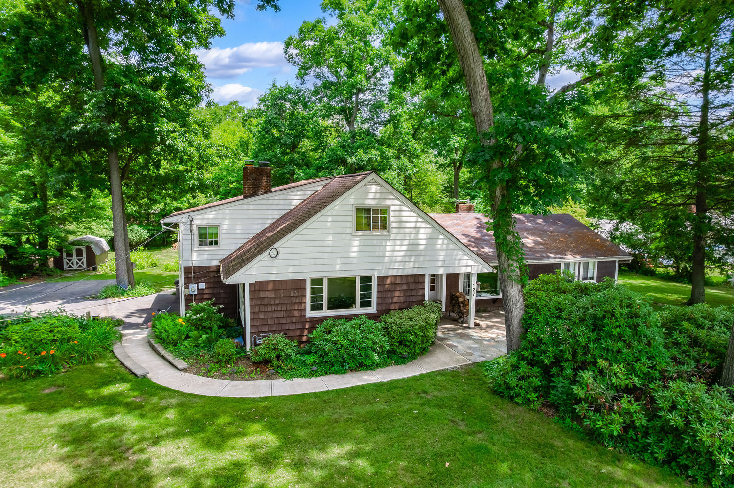 127 Weckerly Road