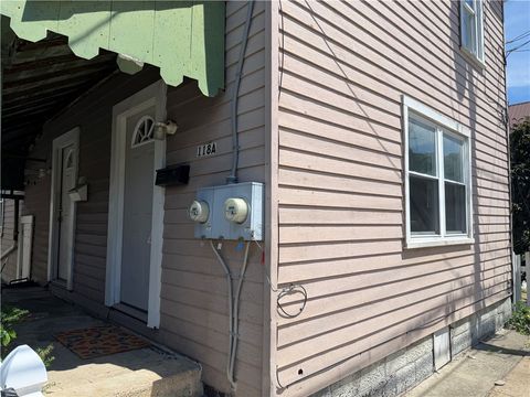 Homes For Rent - 118 Morgan St #A<br/> Brackenridge, PA 15014