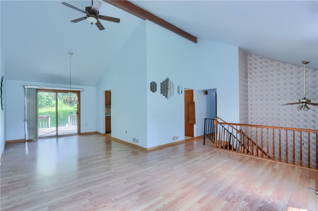 1557 Lenora Dr