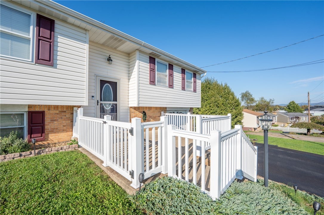 181 Eleanor Dr