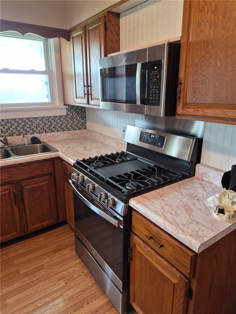 1513 fernhurst